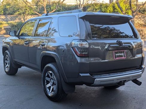 Used 2019 Toyota 4Runner TRD Off-Road Premium image 8