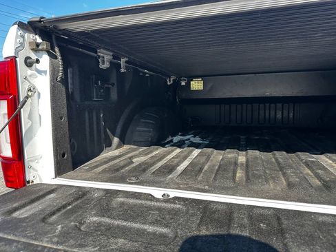 Used 2022 Ford F250 Platinum w/ FX4 Off-Road Package image 45