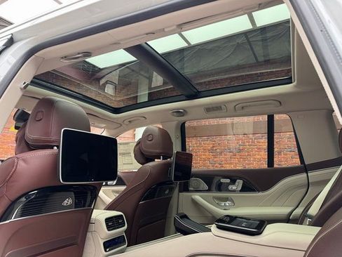 New 2026 Mercedes-Benz Maybach GLS 600 Maybach GLS 600 image 4