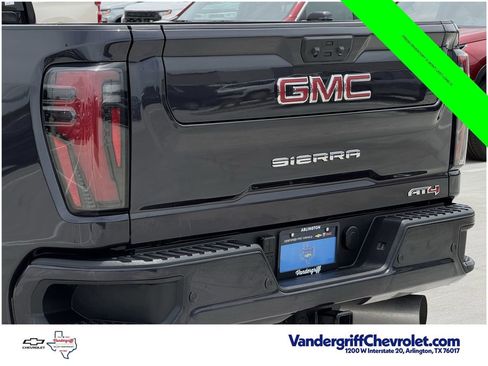 Used 2026 GMC Sierra 2500 AT4 AWD/4WD image 6
