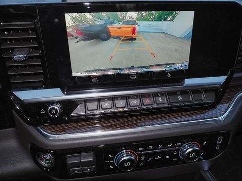 Used 2023 GMC Sierra 1500 Elevation w/ Preferred Package AWD/4WD image 14