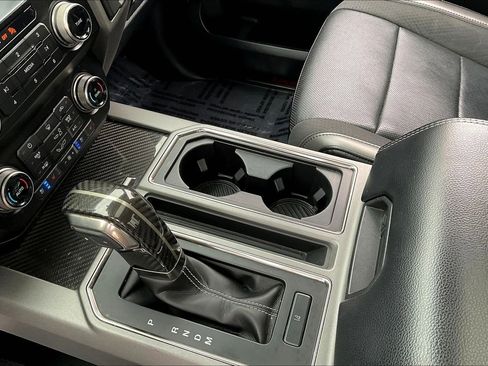 Used 2019 Ford F150 Raptor w/ Equipment Group 802A Luxury AWD/4WD image 18