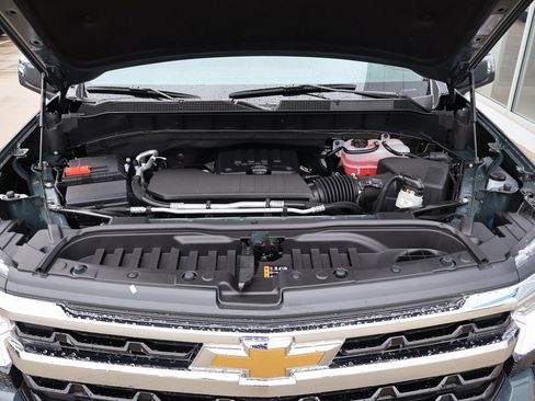 New 2026 Chevrolet Silverado 1500 LT image 44