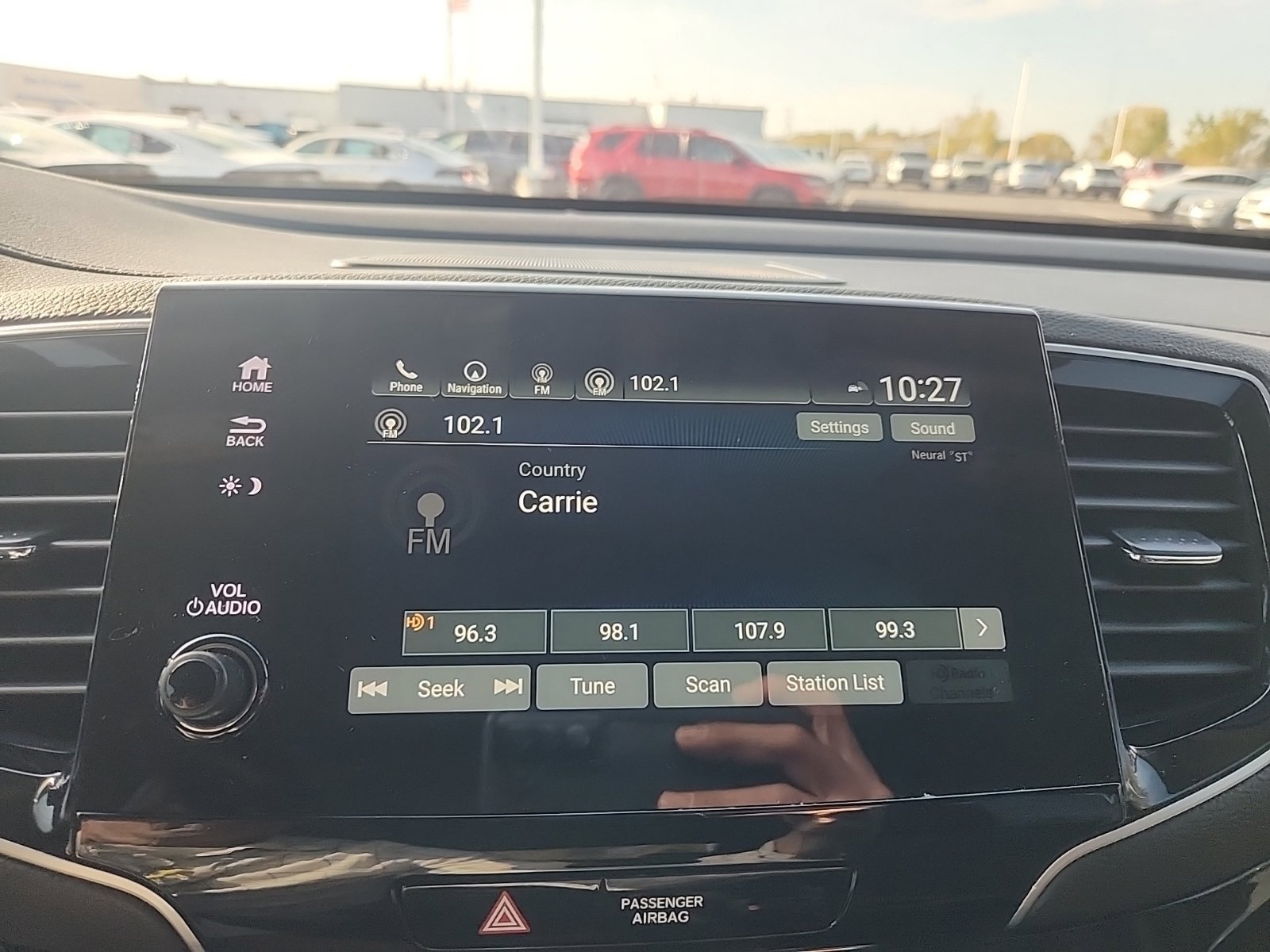 Used 2022 Honda Pilot Touring image 9