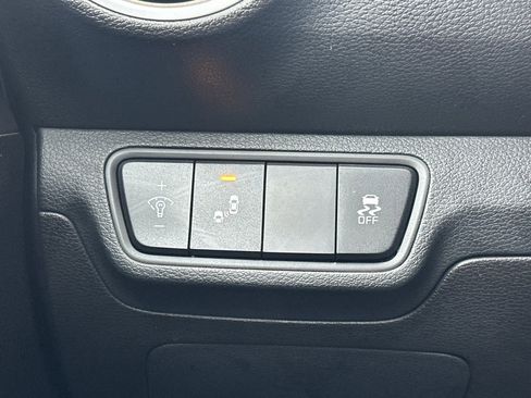 Used 2023 Kia Forte LXS w/ LXS Technology Package image 39