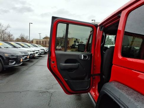 Certified 2023 Jeep Wrangler Willys 4xe w/ Sun & Screen Package image 13