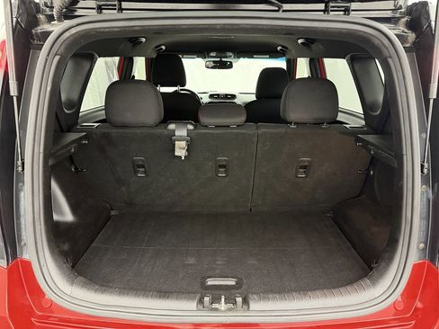 Used 2019 Kia Soul + image 25