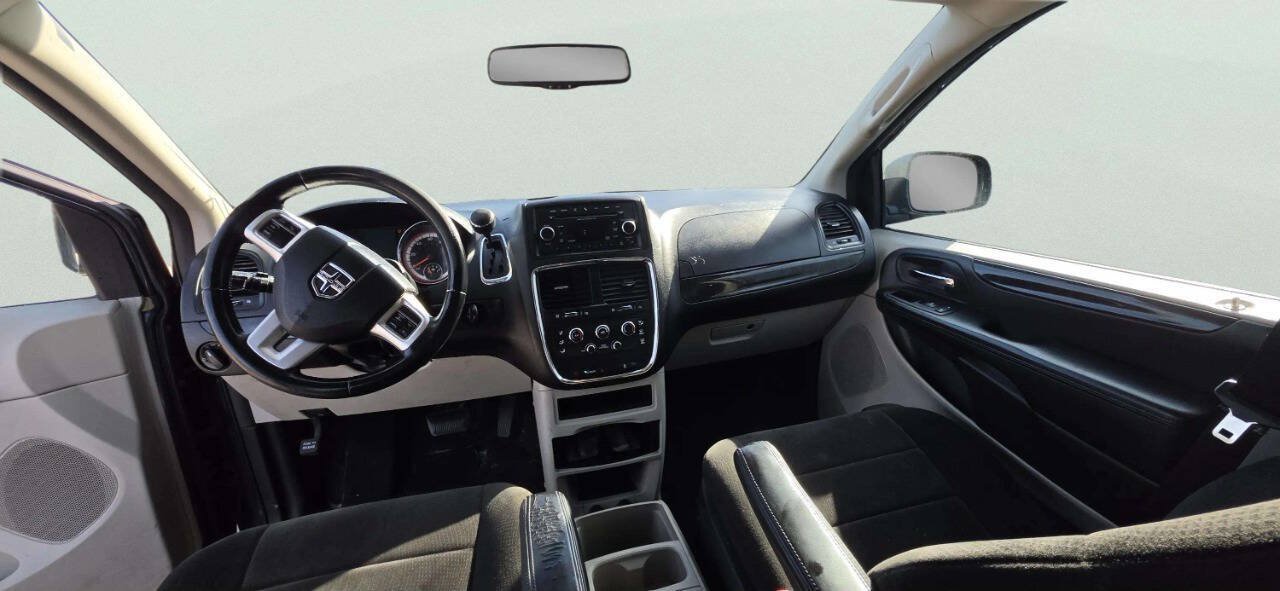 Used 2013 Dodge Grand Caravan SE FWD image 7