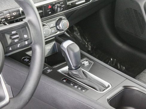 Used 2025 Nissan Kicks SV image 20