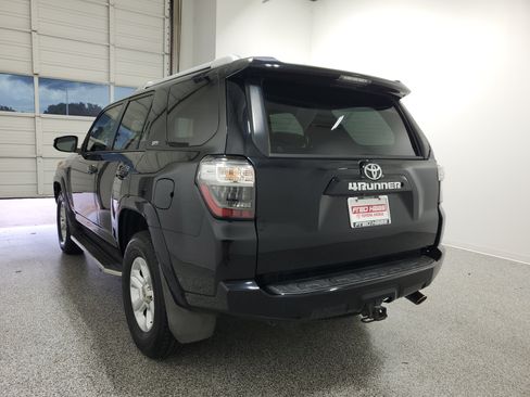 Used 2015 Toyota 4Runner SR5 Premium RWD image 7