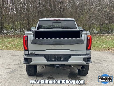 Used 2024 GMC Sierra 2500 Denali w/ Denali Reserve Package image 18