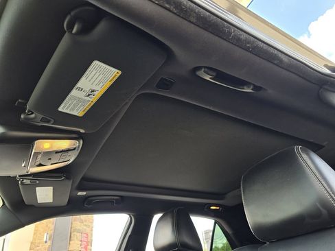 Used 2023 Chrysler 300 S RWD image 23