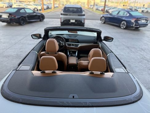 Used 2023 BMW M440i Convertible w/ Premium Package image 24