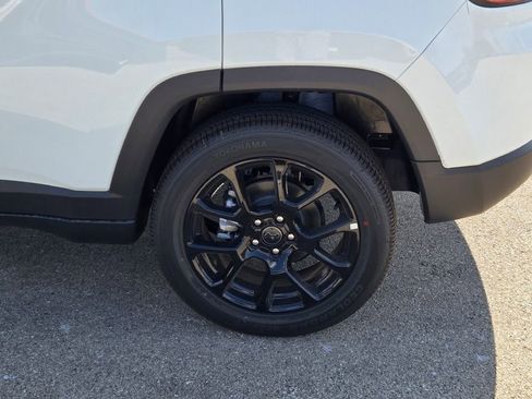 New 2026 Jeep Compass Latitude w/ Quick Order Package 29K image 15