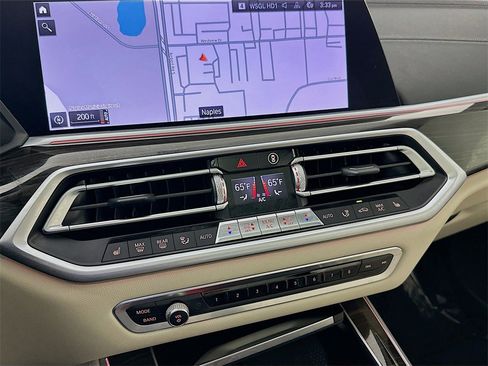 Used 2020 BMW X5 xDrive40i w/ Premium Package image 16
