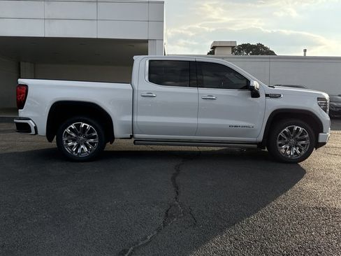 Used 2024 GMC Sierra 1500 Denali w/ Denali Reserve Package image 2