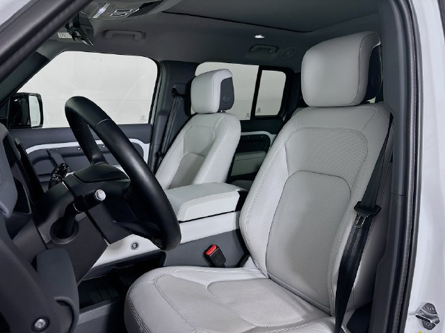 New 2025 Land Rover Defender 130 S AWD/4WD image 21