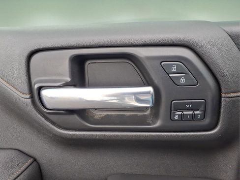 Used 2021 GMC Sierra 1500 AT4 w/ AT4 Premium Package AWD/4WD image 15