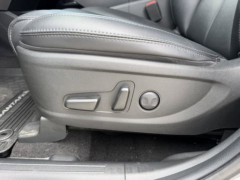 Used 2023 Hyundai Santa Fe SEL w/ Premium Package AWD/4WD image 13