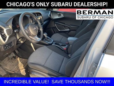 Used 2020 Kia Soul S image 3