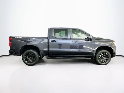 Used 2024 Chevrolet Silverado 1500 LT Trail Boss w/ Convenience Package II image 10