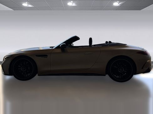 New 2025 Mercedes-Benz SL 63 AMG 4MATIC image 2