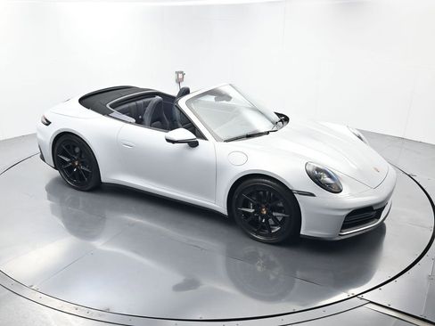 Certified 2025 Porsche 911 Carrera RWD image 51