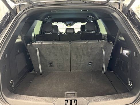 Used 2025 Ford Explorer ST-Line w/ ST-Line Street Pack AWD/4WD image 23