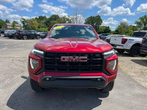 Used 2023 GMC Canyon Elevation w/ Elevation Premium Package AWD/4WD image 2