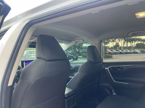 Used 2024 Toyota RAV4 LE image 22