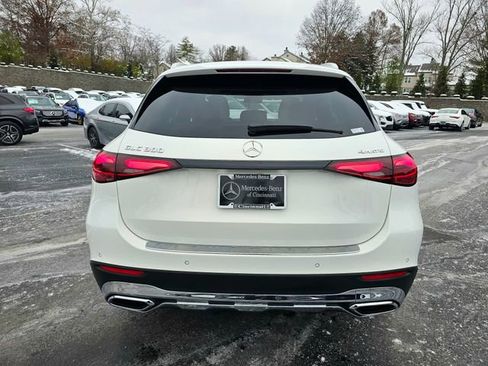 Certified 2025 Mercedes-Benz GLC 300 4MATIC image 10