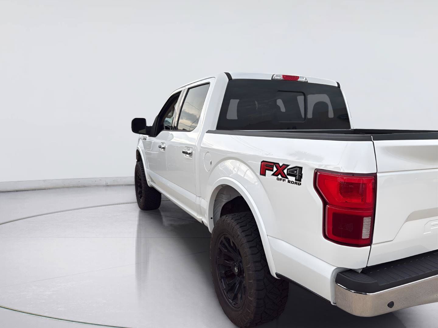 Used 2020 Ford F150 Lariat w/ Equipment Group 502A Luxury AWD/4WD image 8