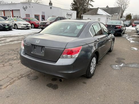 Used 2010 Honda Accord LX image 4