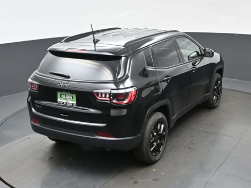 New 2026 Jeep Compass Latitude AWD/4WD image 22