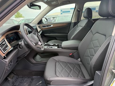 New 2026 Volkswagen Atlas SE AWD/4WD image 13