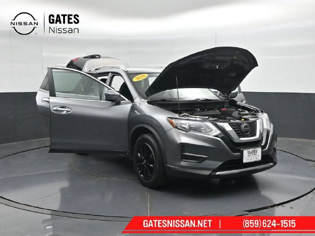 Used 2018 Nissan Rogue SV AWD/4WD image 57