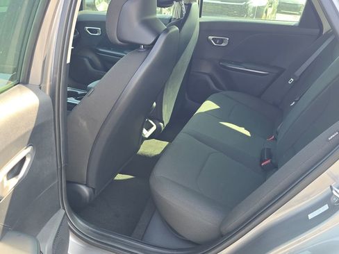 New 2026 Kia K4 LXS image 10