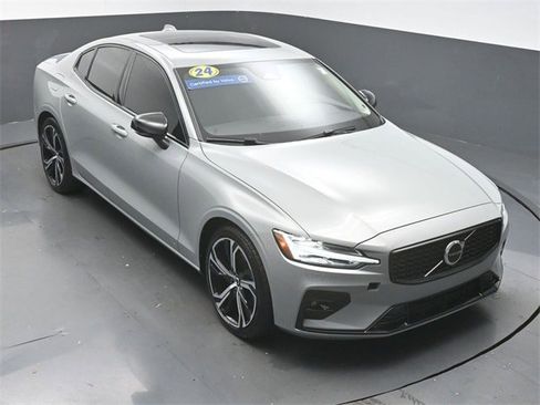Certified 2024 Volvo S60 B5 Core image 41