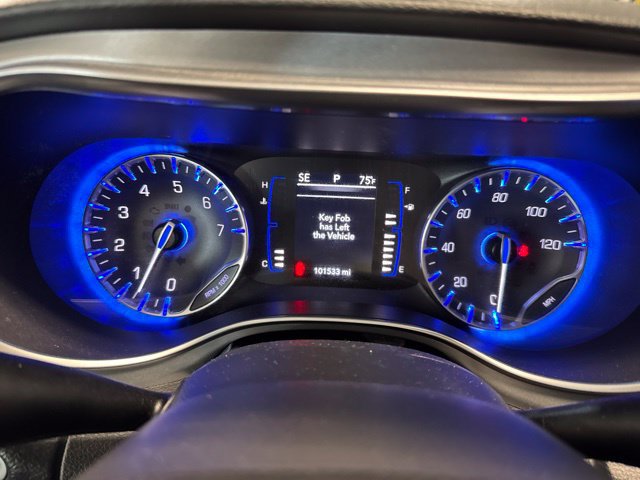 Used 2018 Chrysler Pacifica Touring Plus w/ S Appearance Package FWD image 24