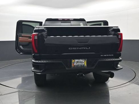 Used 2024 GMC Sierra 2500 Denali Ultimate AWD/4WD image 32