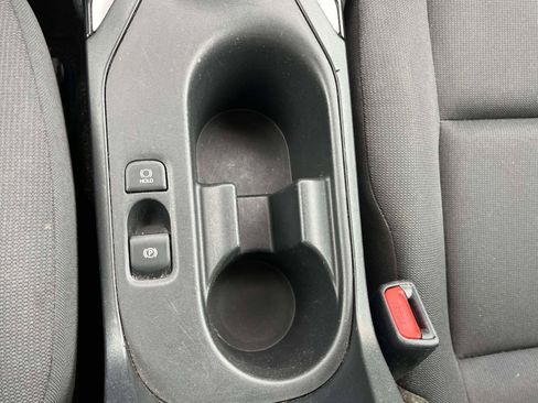 Used 2023 Toyota Corolla LE FWD image 16