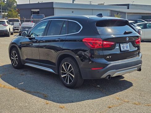 Used 2019 BMW X1 xDrive28i w/ Convenience Package AWD/4WD image 5