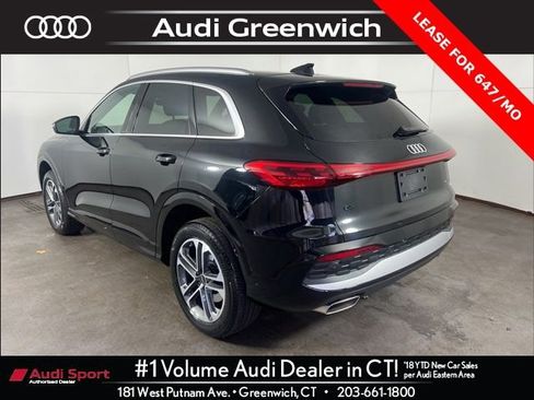 Certified 2025 Audi Q5 Premium w/ Convenience Package image 5