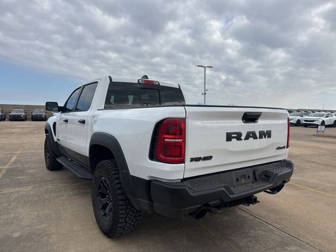 Used 2025 RAM 1500 RHO image 10