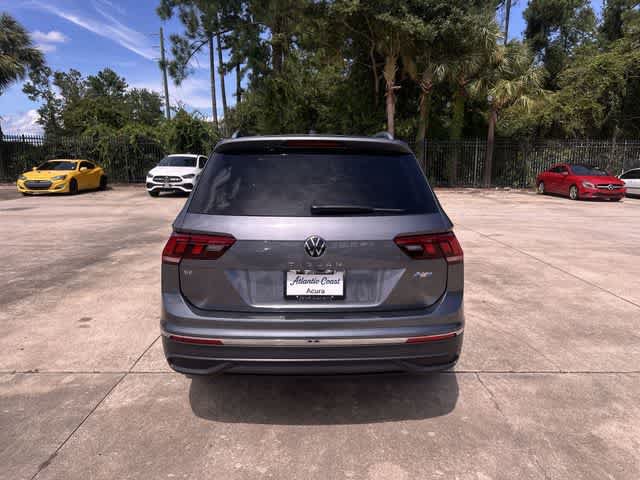 Used 2024 Volkswagen Tiguan SE FWD image 13