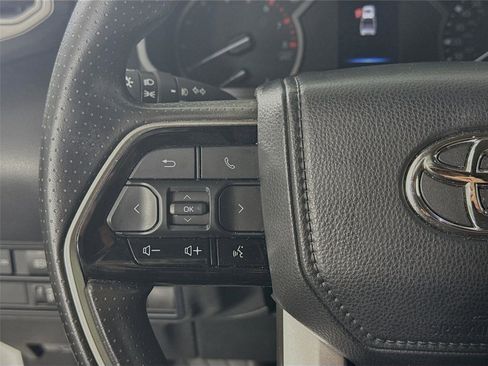 Used 2022 Toyota Tundra SR5 RWD image 17