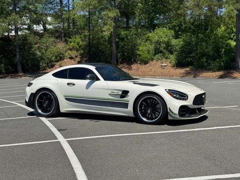 Used 2020 Mercedes-Benz AMG GT R image 14