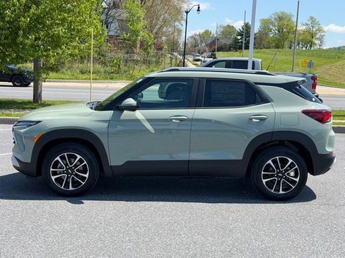 New 2026 Chevrolet TrailBlazer LT w/ Convenience Package AWD/4WD image 9