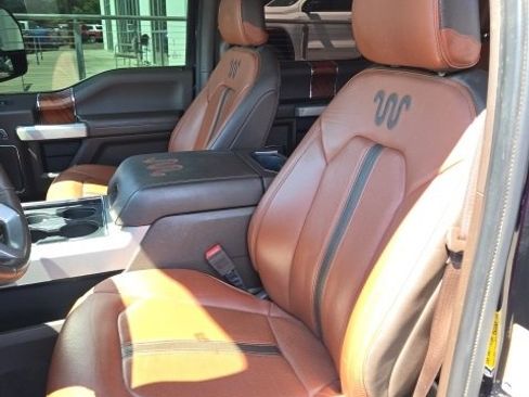 Used 2021 Ford F250 King Ranch w/ Chrome Package image 9