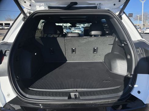 New 2026 GMC Terrain AT4 w/ Convenience Package III image 24